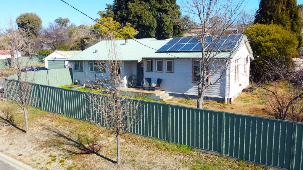 23 Baroona Ave, Cooma, NSW 2630