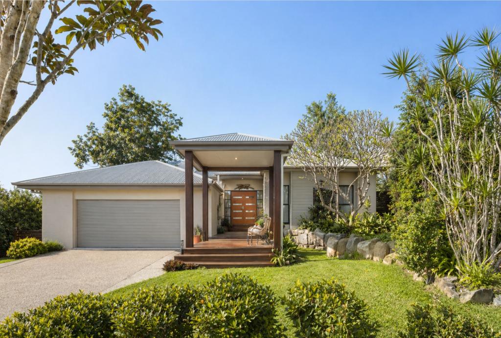 10 Mountain Ash Pl, Brookwater, QLD 4300