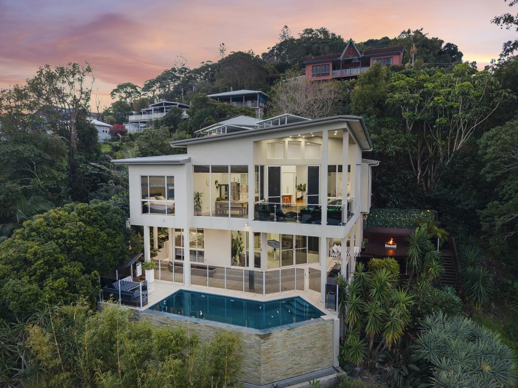 9A KENNEDY DR, TWEED HEADS, NSW 2485