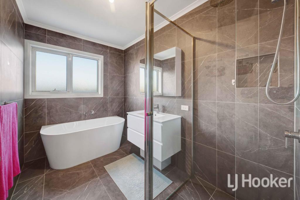 5/35 Tullidge St, Melton, VIC 3337
