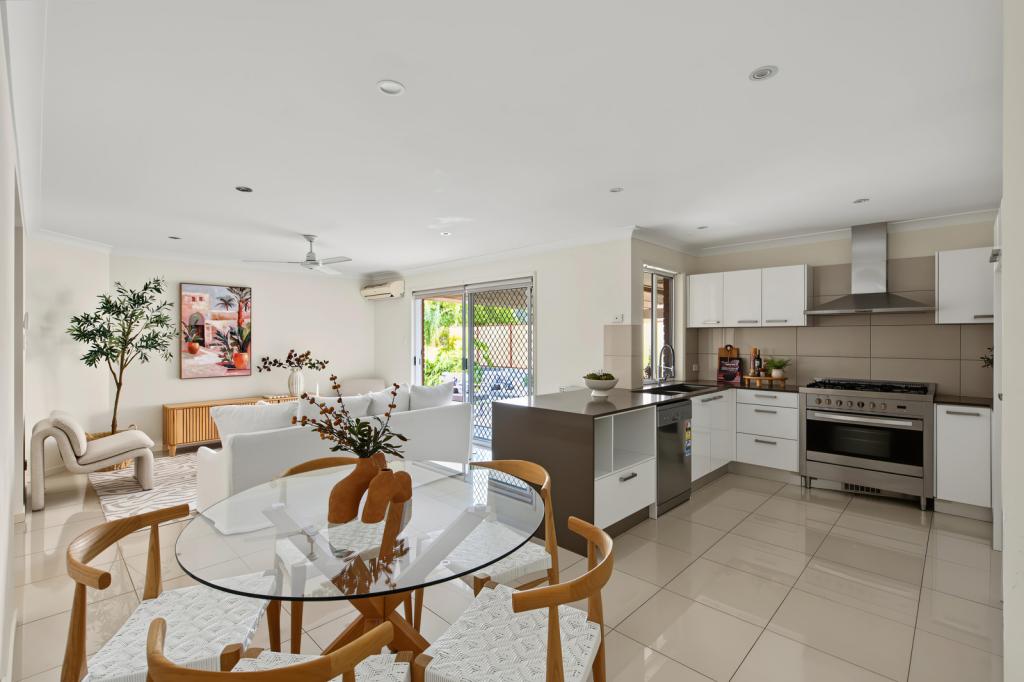 17 Forest Hills Ct, Parkwood, QLD 4214