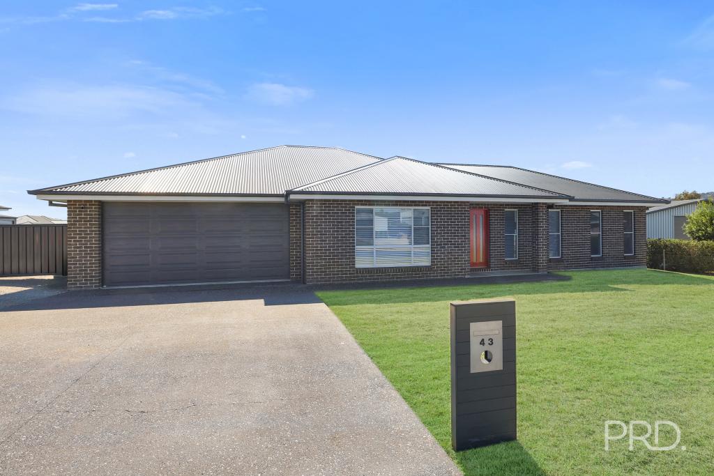 43 Mulga Pl, Moore Creek, NSW 2340