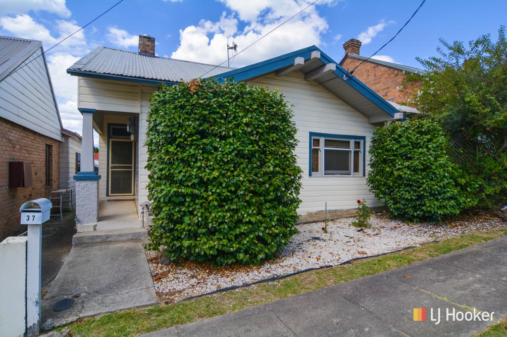 37 Spooner St, Lithgow, NSW 2790