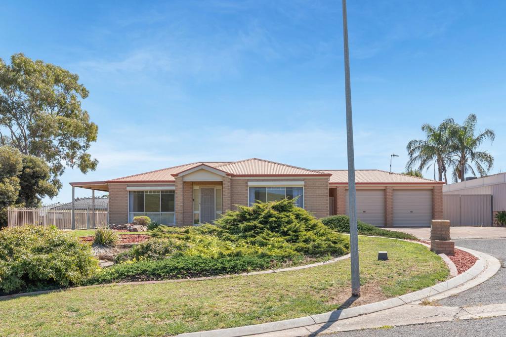12 Alfred Cl, Craigmore, SA 5114