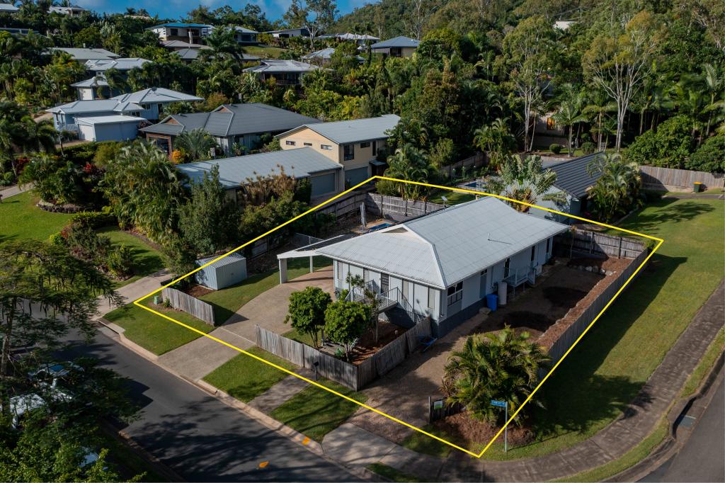 77 Country Rd, Cannonvale, QLD 4802