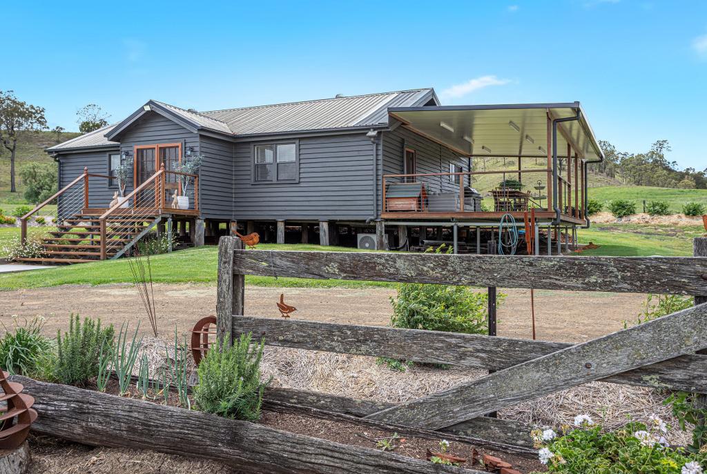 231 DASCOMBE RD, COALBANK, QLD 4352