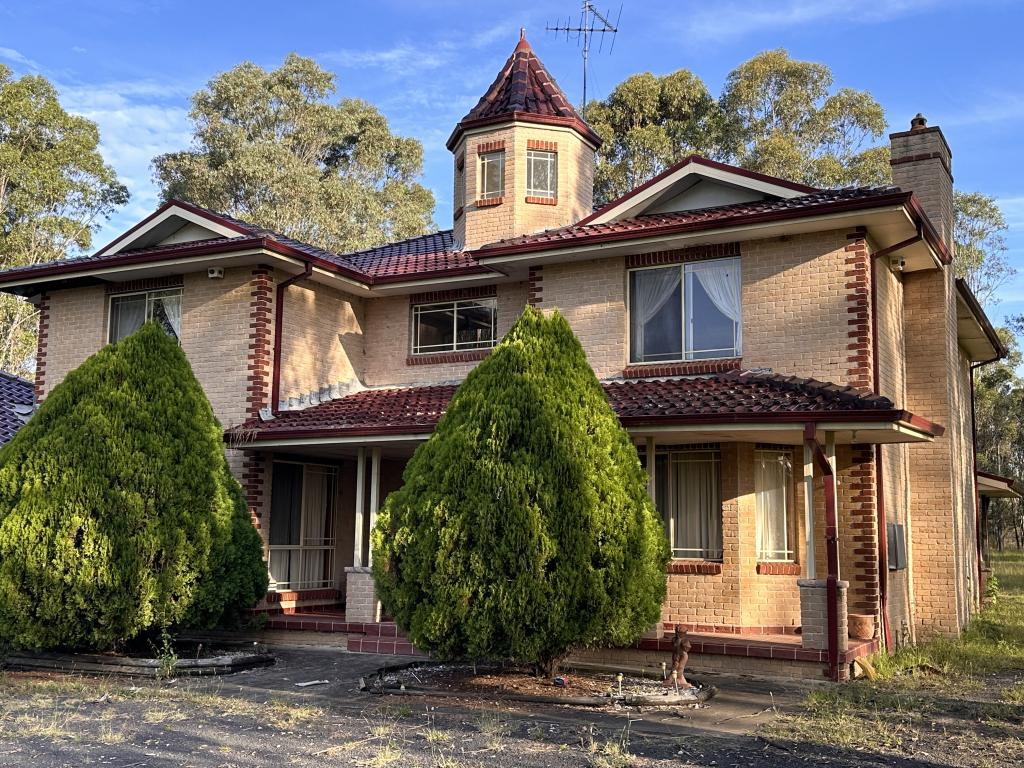 467 Bringelly Rd, Rossmore, NSW 2557