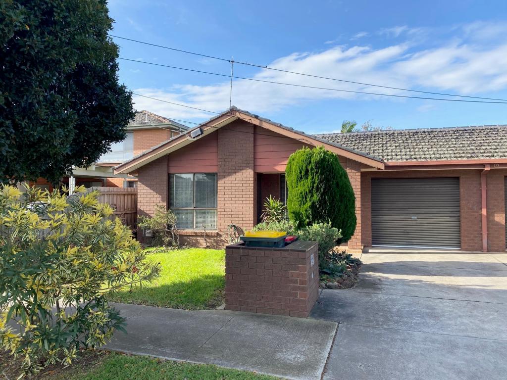 2/10 Sinns Ave, Werribee, VIC 3030
