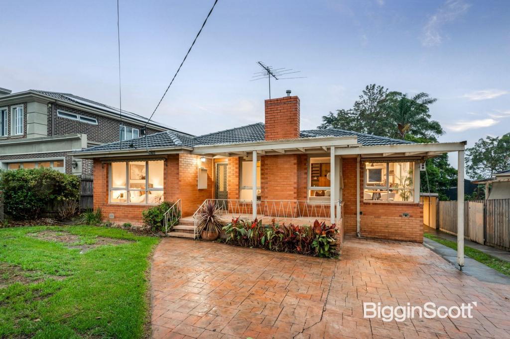 31 & 31a Ada St, Doncaster, VIC 3108