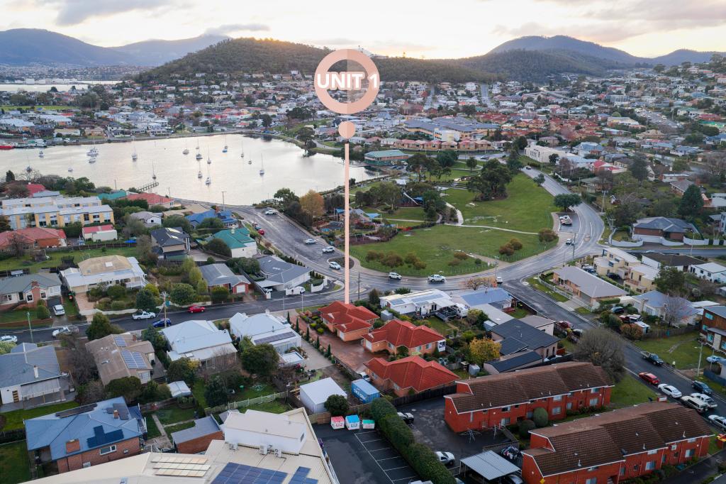1/2 Liena Rd, Lindisfarne, TAS 7015