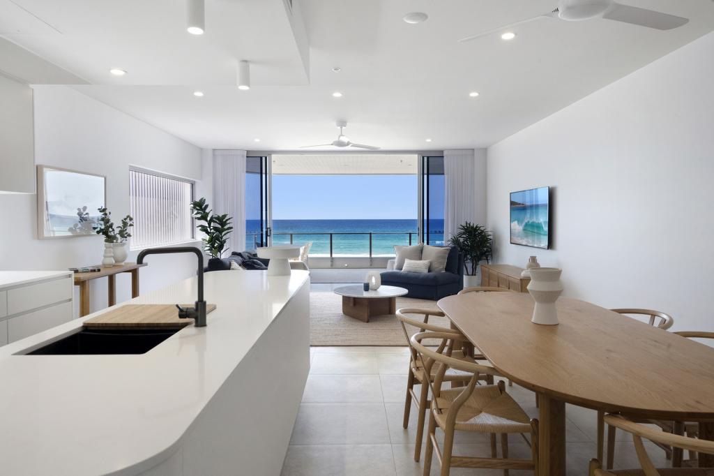 2/347 Golden Four Dr, Bilinga, QLD 4225