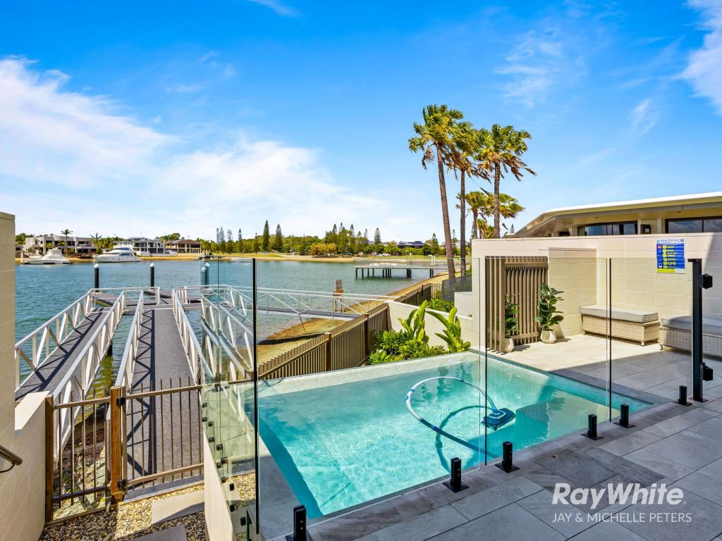 2/191 Quay Cct, Newport, QLD 4020