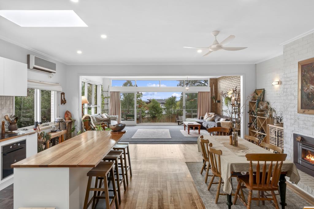 88 North Valley Rd, Highton, VIC 3216