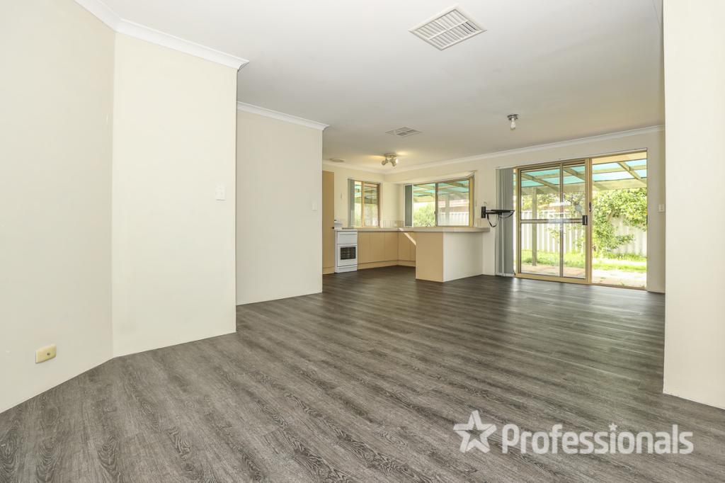 8 Bree Cl, Atwell, WA 6164