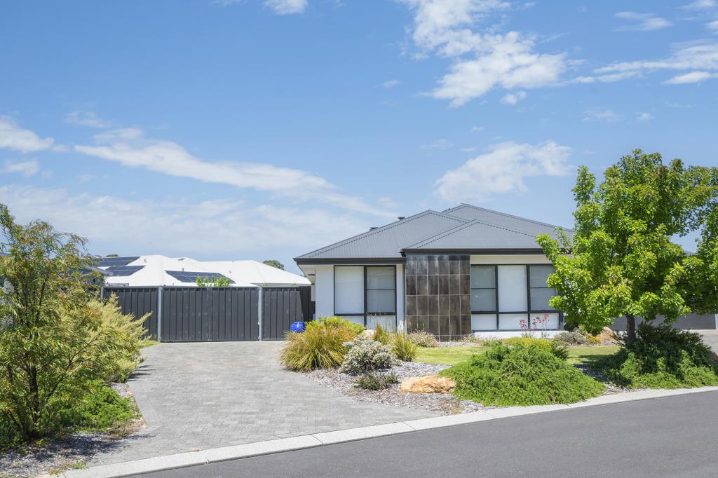16 Duncan St, Margaret River, WA 6285