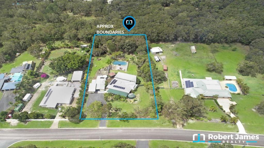 72 Silverwood Dr, Cooroibah, QLD 4565