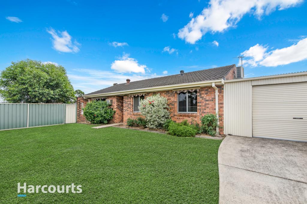 22 Madison Cct, St Clair, NSW 2759