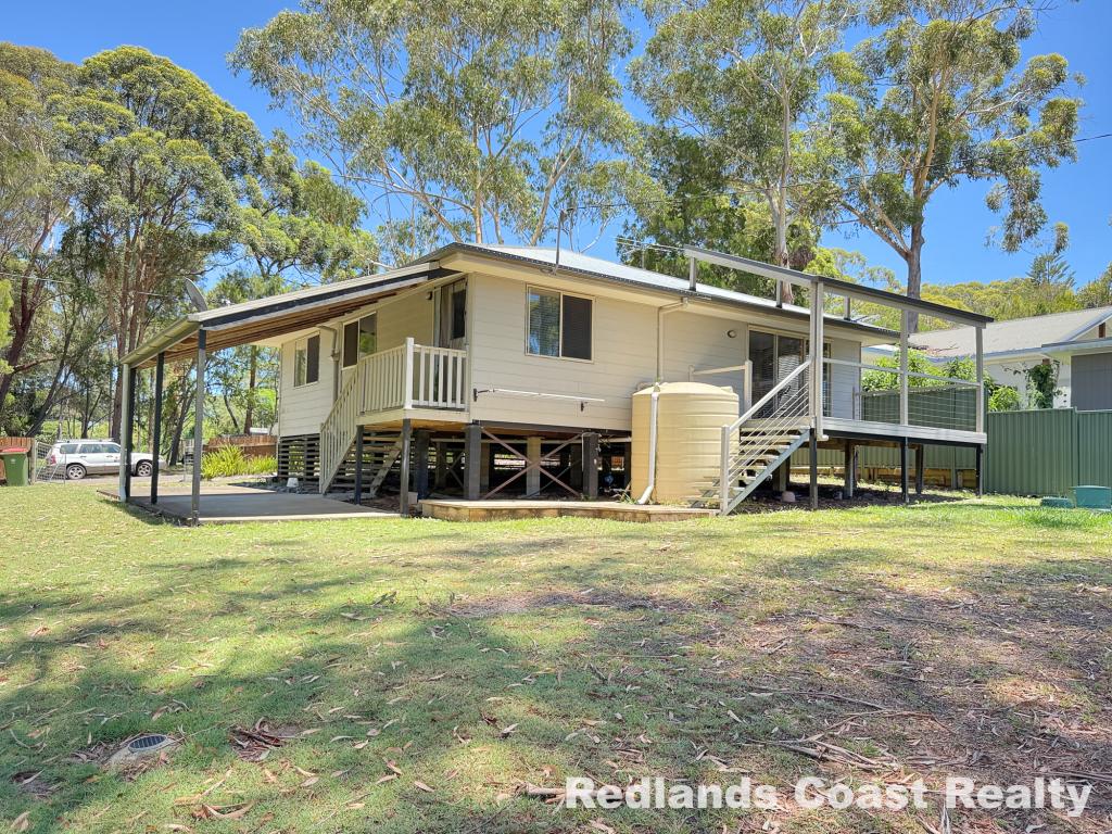 4 Tulloch St, Russell Island, QLD 4184