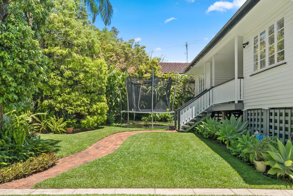 20 Gordon Rd, Bardon, QLD 4065