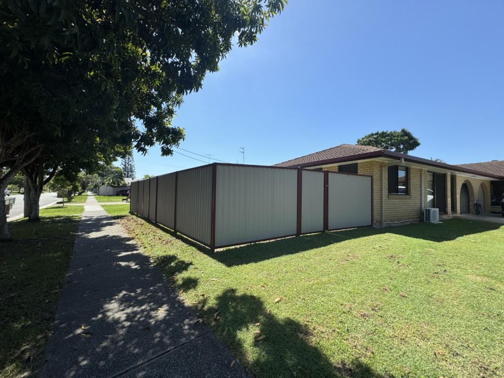 1/66 Dawn Pde, Miami, QLD 4220