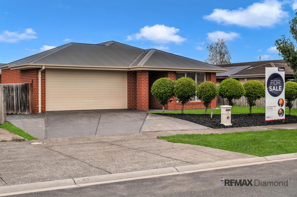 2 Jaye Pl, Cranbourne West, VIC 3977