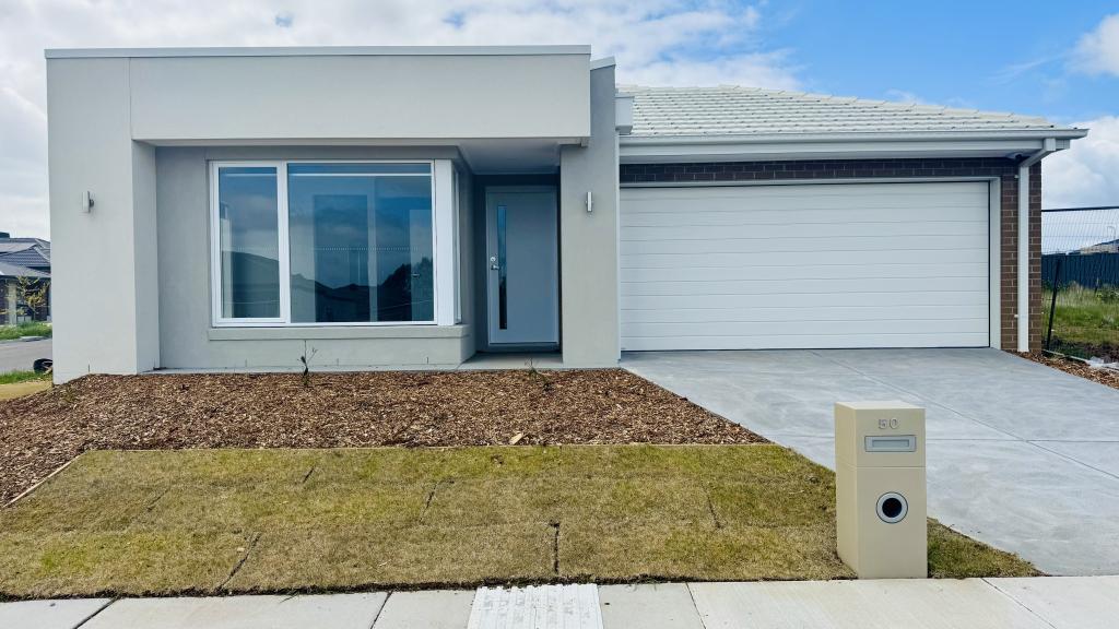 50 Skylark Dr, Winter Valley, VIC 3358