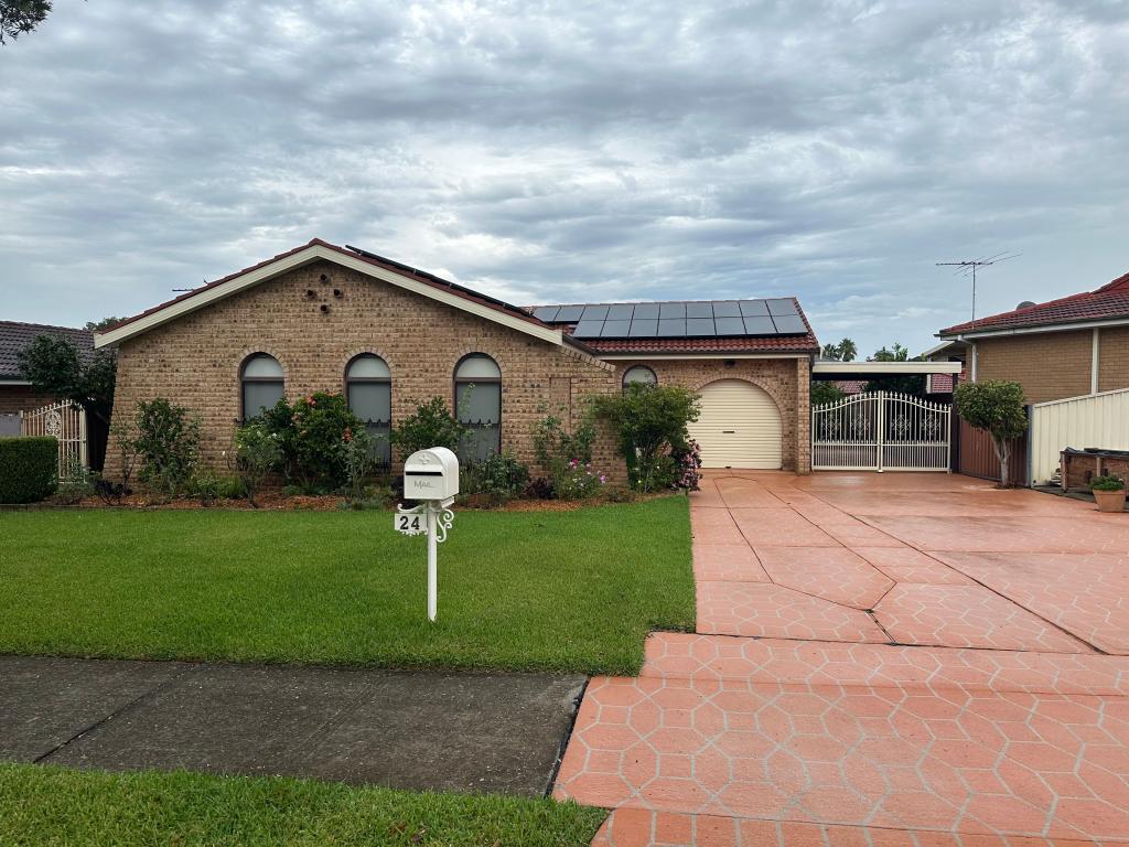 24 Pirie Cl, Wakeley, NSW 2176