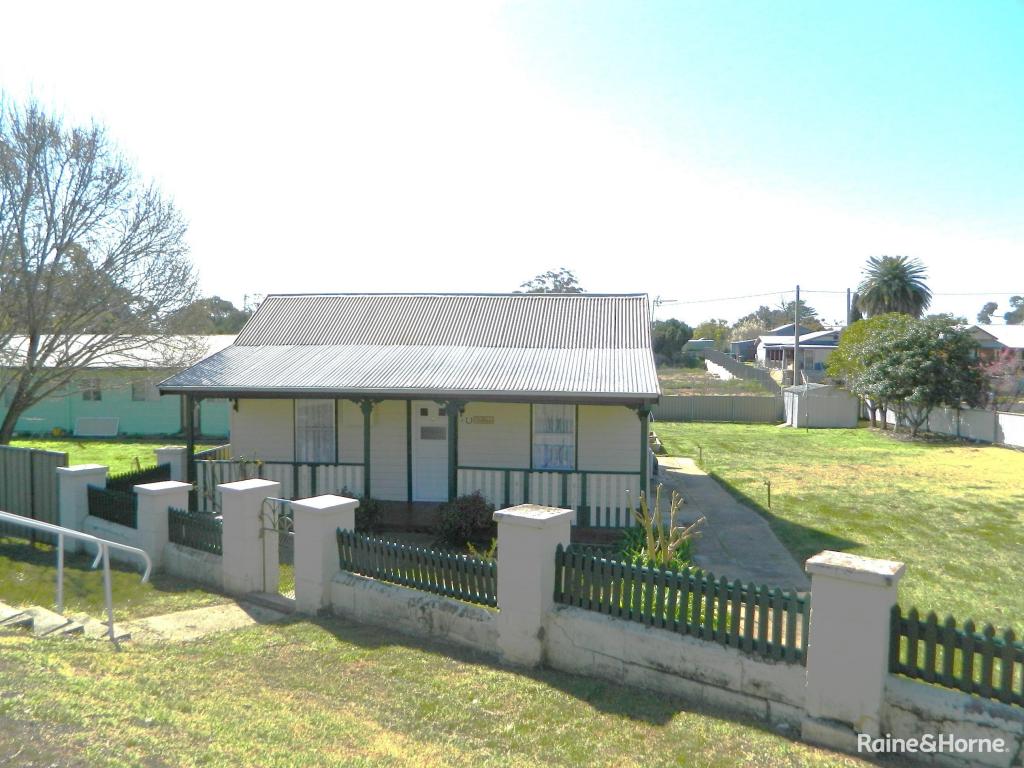 4 White Cres, Kandos, NSW 2848