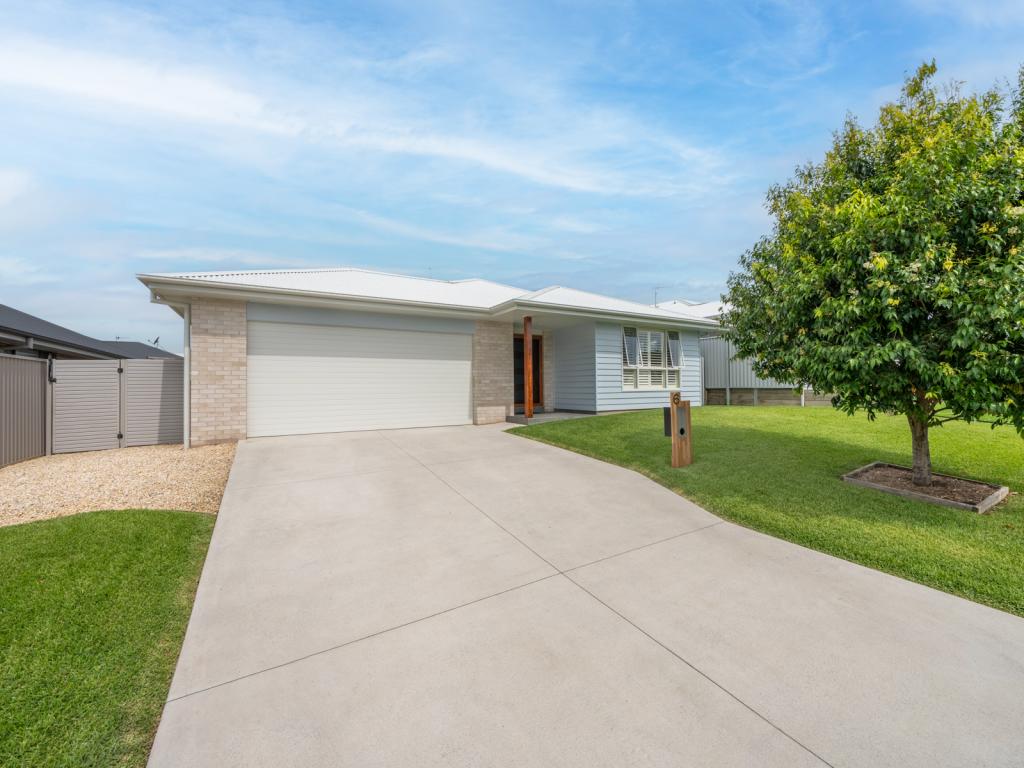 6 SEAHORSE RISE, LAKE CATHIE, NSW 2445