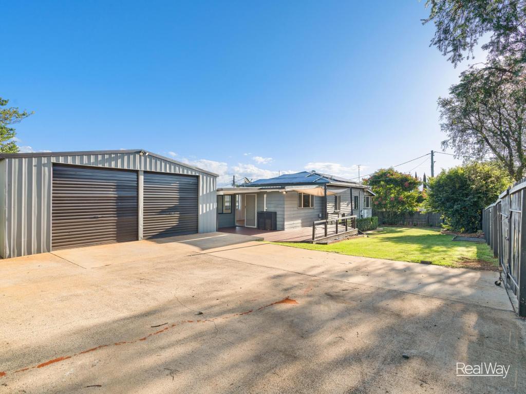 2 Gauntlet St, North Toowoomba, QLD 4350