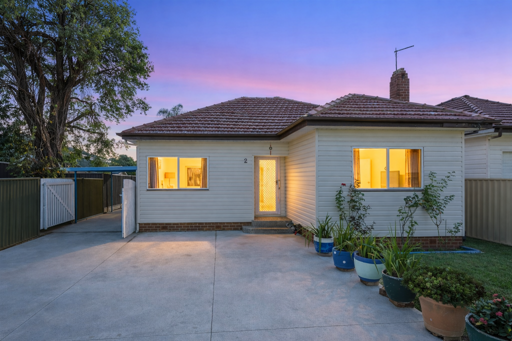 2 POLO ST, REVESBY, NSW 2212