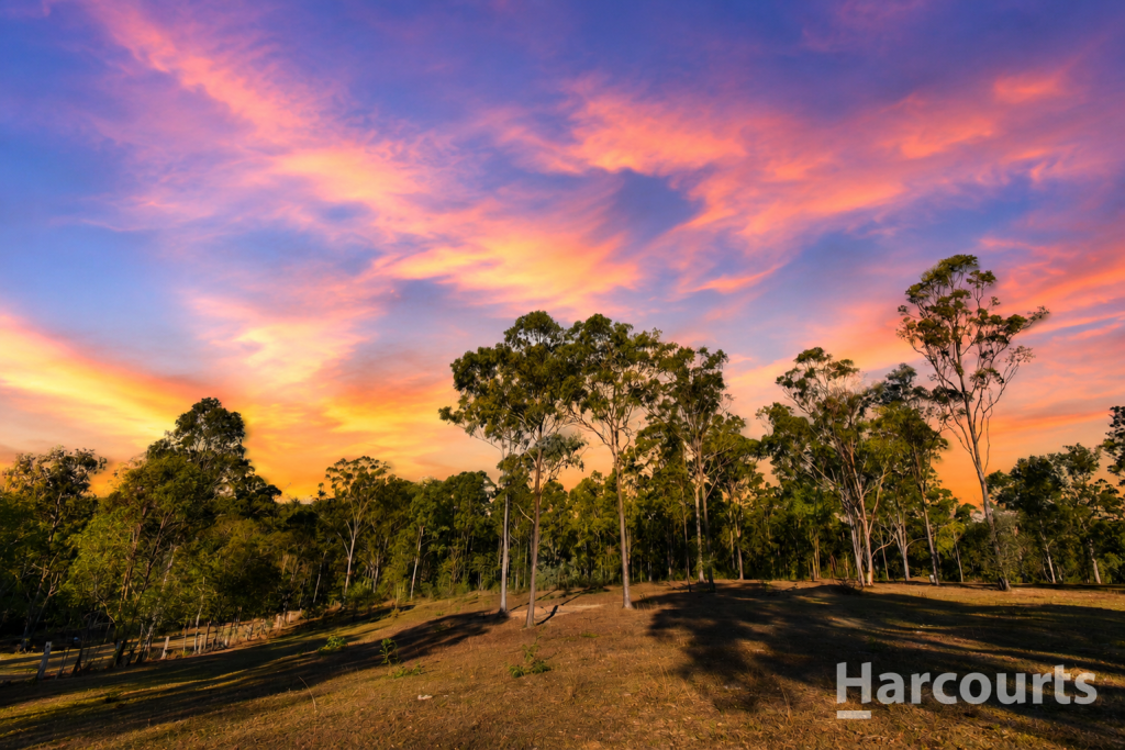 347 BERRIES RD, KULLOGUM, QLD 4660