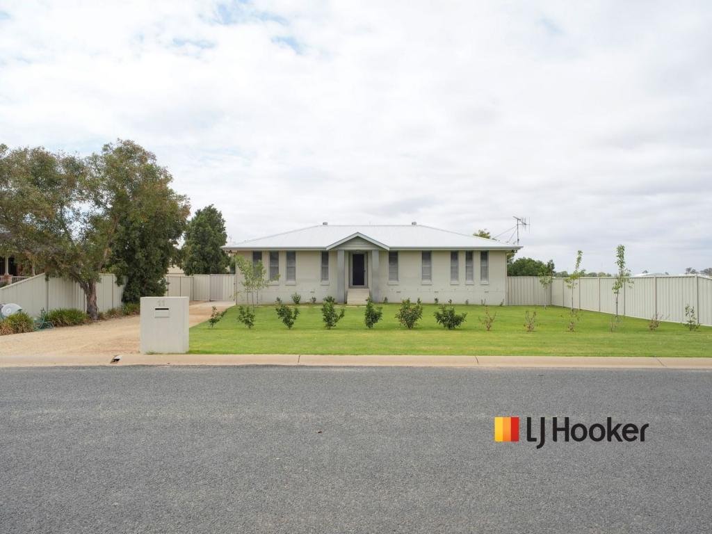 11 Bowden Fletcher Dr, Narromine, NSW 2821