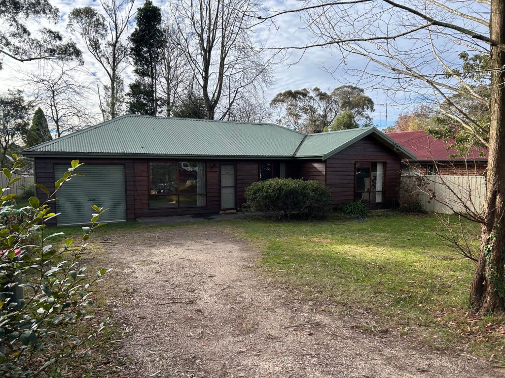 72 Evans Lookout Rd, Blackheath, NSW 2785
