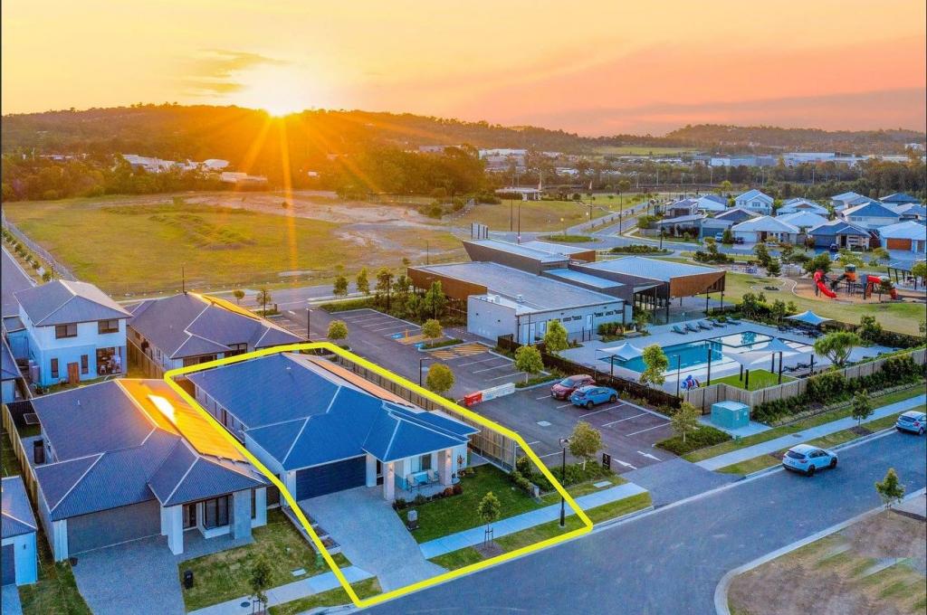 31 Forest Ct, Helensvale, QLD 4212