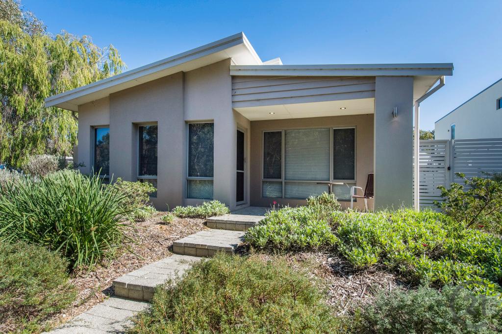 1 Whimbrel Cres, Coodanup, WA 6210