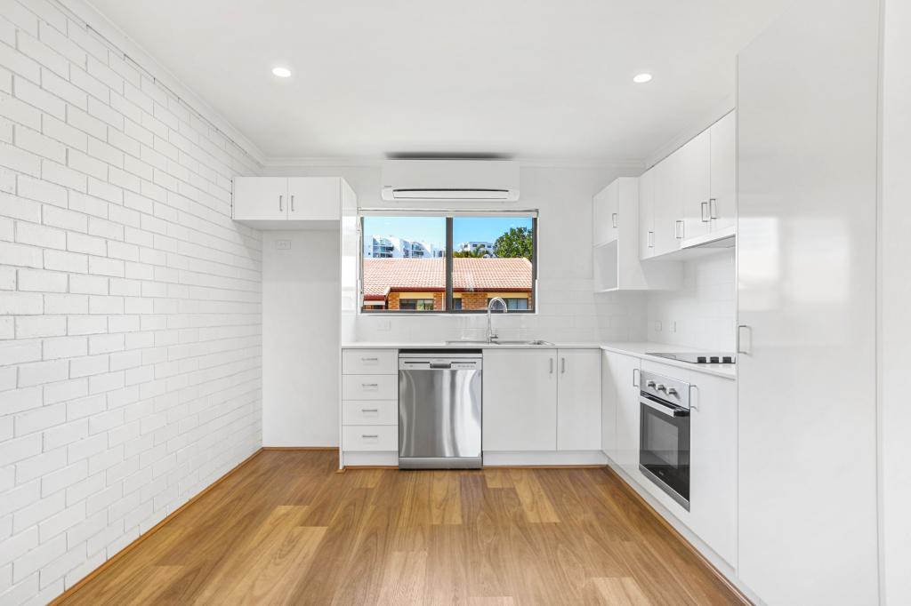 3/32 Goonawarra Dr, Mooloolaba, QLD 4557