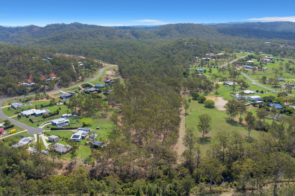 203 Jim Whyte Way, Burua, QLD 4680