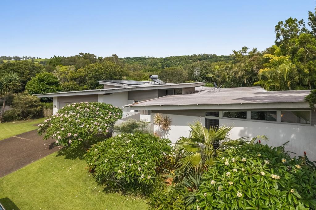 1 Honeysuckle Dr, Suffolk Park, NSW 2481