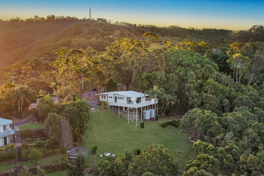 49 Macrozamia Dr, Clagiraba, QLD 4211