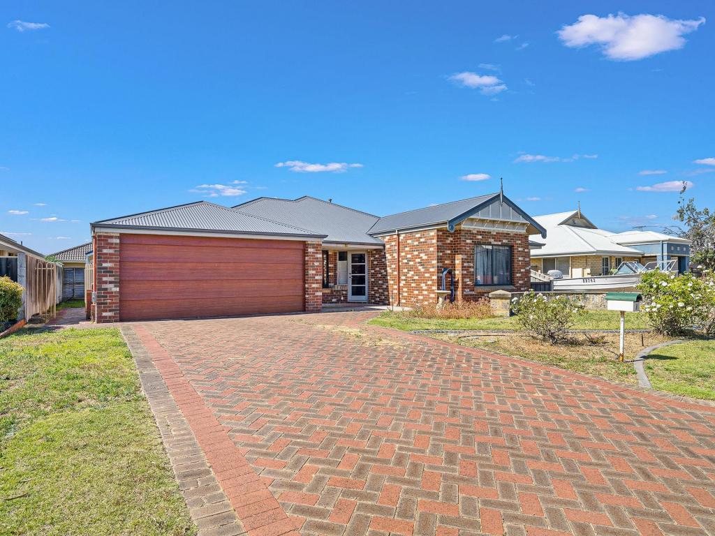 8 Dalona Pkwy, Lakelands, WA 6180