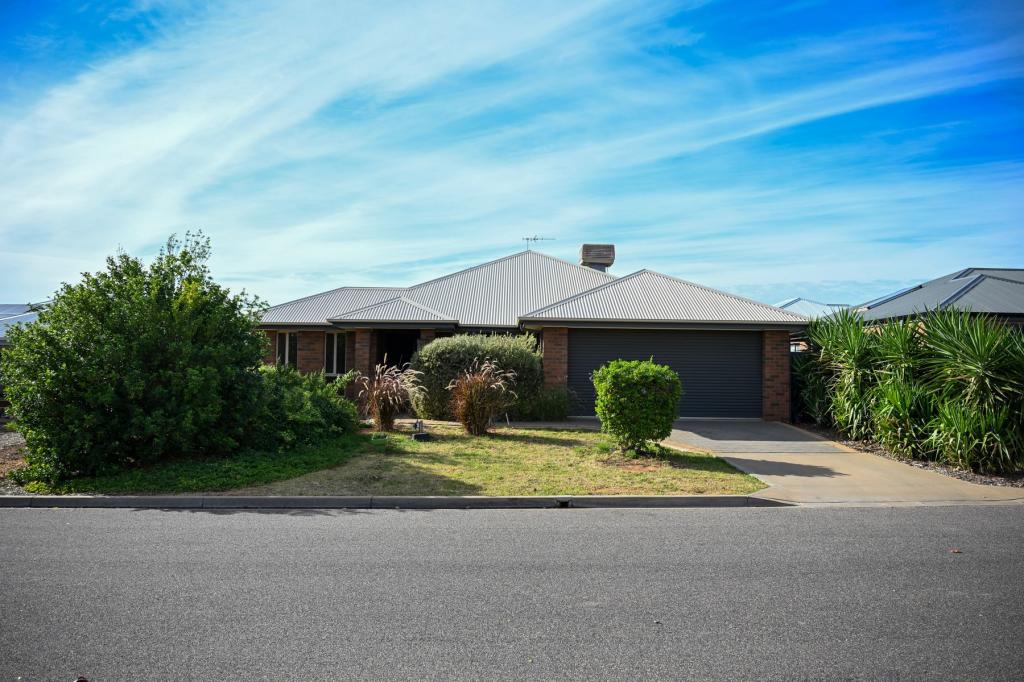 16 Melia St, Red Cliffs, VIC 3496