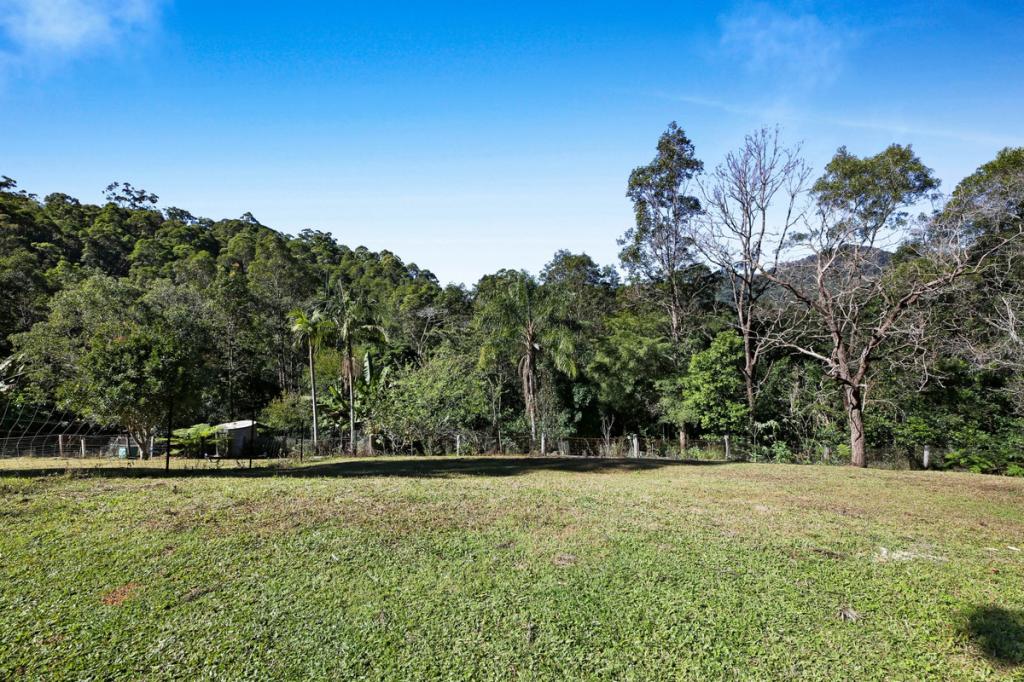 136 Araluen Rd, Tallebudgera Valley, QLD 4228