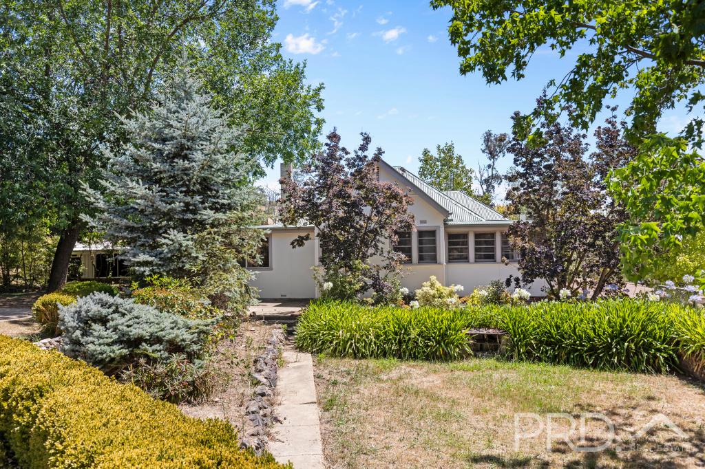 56 Mines Rd, Batlow, NSW 2730