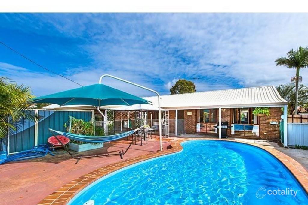 23 Atherton St, Norman Gardens, QLD 4701