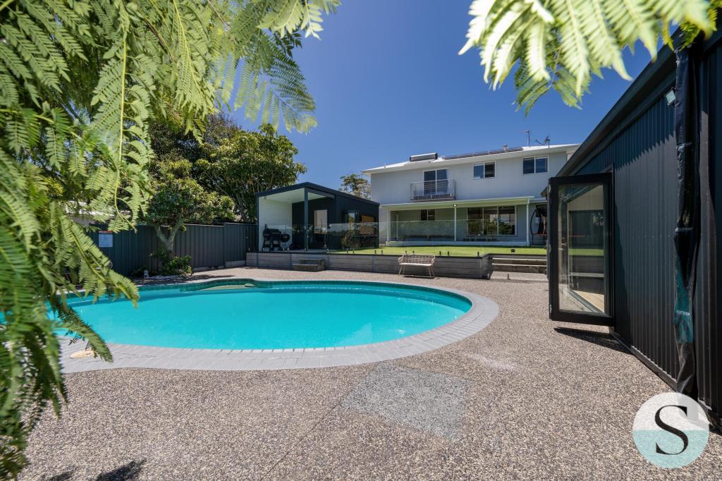 193 Macquarie Gr, Caves Beach, NSW 2281