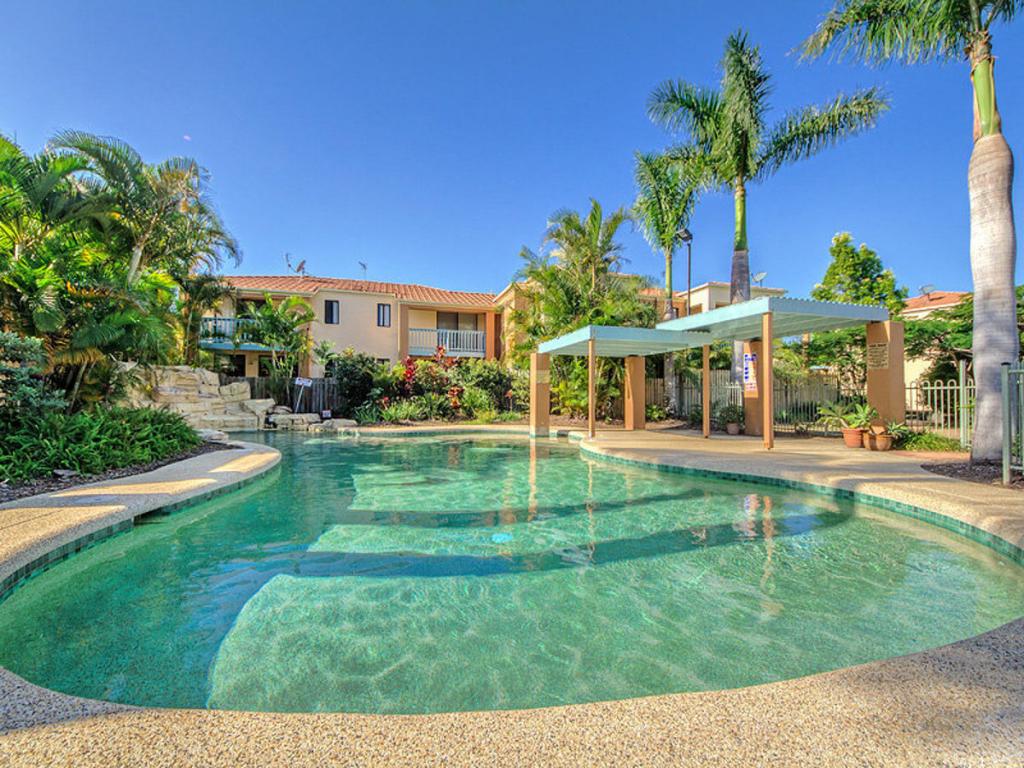 20/1 Warbler Pde, Varsity Lakes, QLD 4227