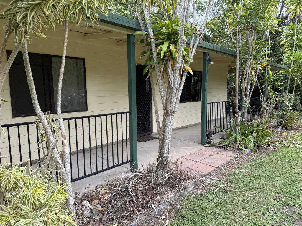 33A SHORE RD W, BOORAL, QLD 4655
