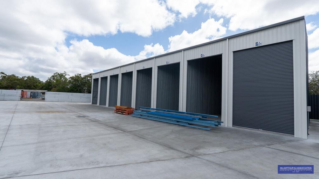 135 Tomlinson Rd, Caboolture, QLD 4510