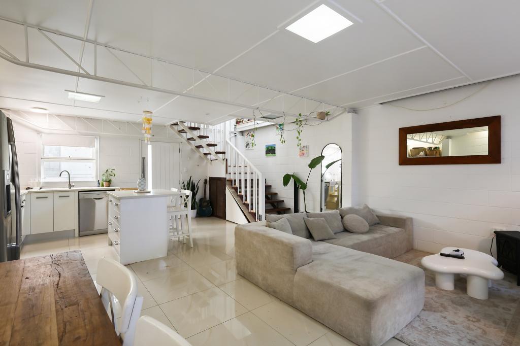 1/93 Seagull Ave, Mermaid Beach, QLD 4218